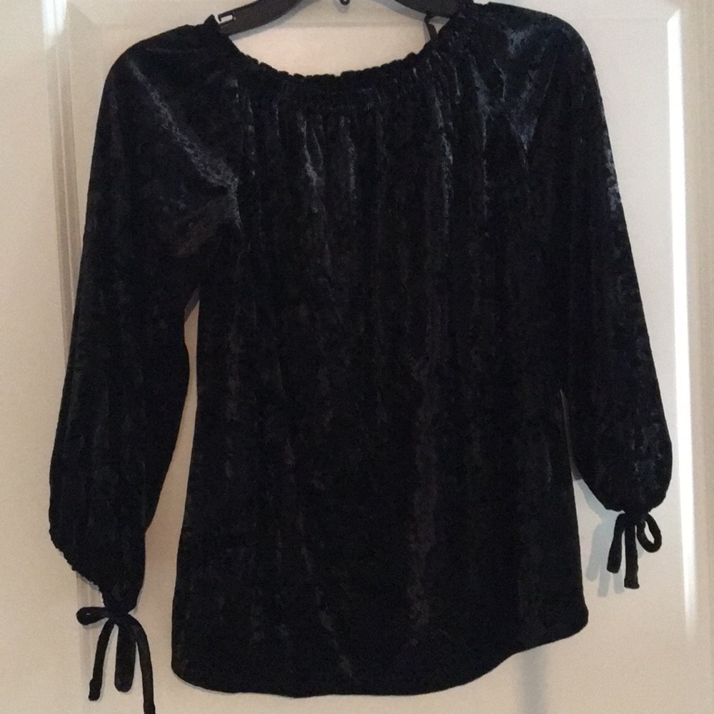 Velvet off the shoulder top - NEVER WORN